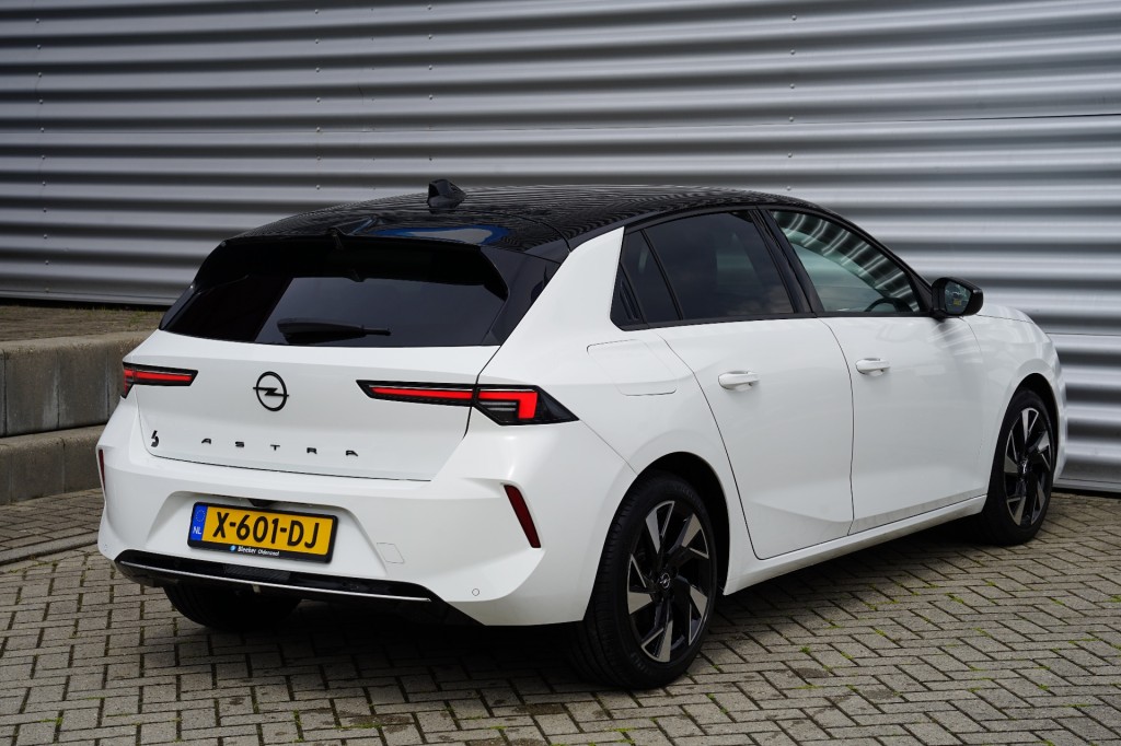 OPEL ASTRA Hatchback 5 drs