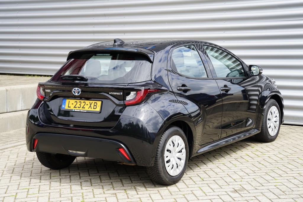 TOYOTA YARIS Hatchback 5 drs