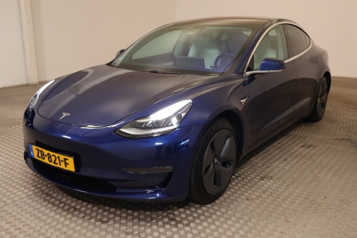 Tesla Model 3 - Long Range AWD 75 kWh 351pk Actieradius=560km ECC NAVI LED ZWART.LEDER+ELEK. STOELVERWARMING KEYLESS PANO CHROOM PDC+C. 18\'\'