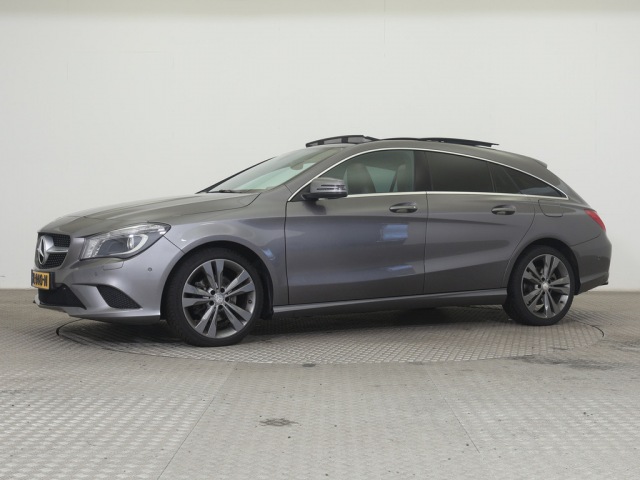 Mercedes-benz Cla-klasse - Shooting Brake 200 157pk DCT-7 Prestige ECC NAVI LMV ZWART.SPORT.LEDER WINTERPACK PANODAK PDC+C. ELEK.KLEP CRUISEC.
