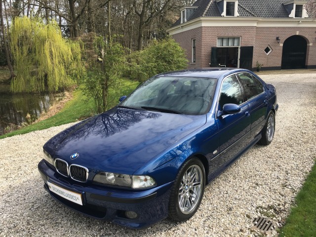 BMW M5 E39 5.0 V8 400pk 6-bak 65.000km Origineel #PERFECT De Croon Classics & More, 7391al TWELLO