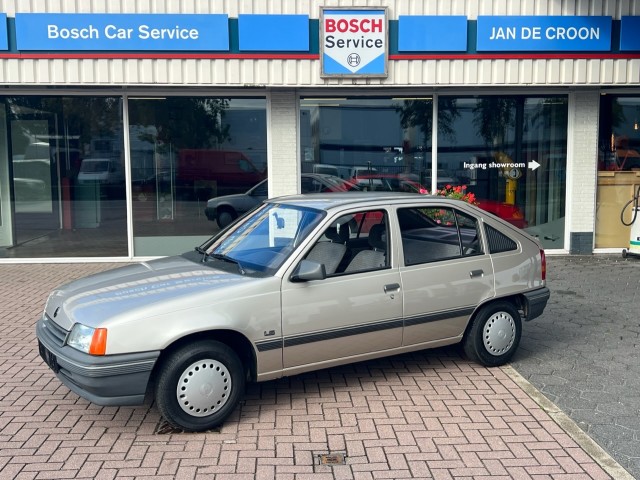 OPEL KADETT 1.2 5drs 59.000km 1e eigenaar ORIGINEEL #COOL De Croon Classics & More, 7391al TWELLO