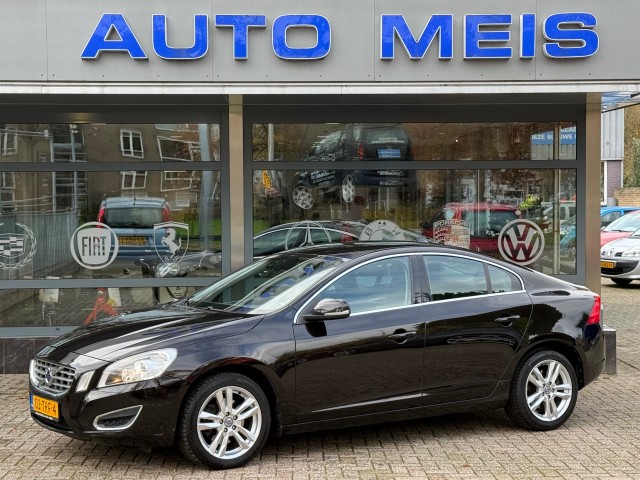 VOLVO S60 1.6 T3 Momentum Navi Clima Cruise PDC Dealeronderhouden, Autobedrijf Meis-Jacqx V.O.F., Heerlen