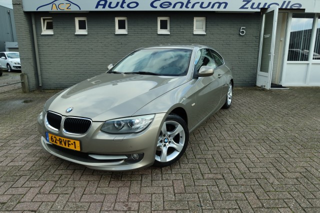 BMW 3-SERIE 320I  AUTOMAAT  BUSINESS LINE, LEDER NAVI XENON, Auto Centrum Zwolle, Zwolle