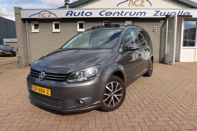 VOLKSWAGEN TOURAN 1.4 TSI HIGHLINE 7 PERS. PANO, NAVI ENZ..., Auto Centrum Zwolle, Zwolle