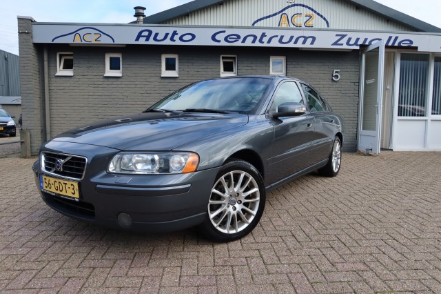 VOLVO S60 2.4 DRIVERS EDITION , LEDER , NAVI,  ( NL AUTO ), Auto Centrum Zwolle, Zwolle