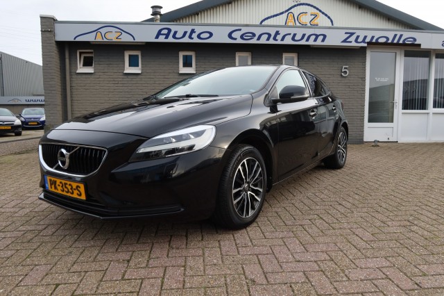 VOLVO V40 2.0 T3 NORDIC+ ( EXPORT PRICE), Auto Centrum Zwolle, Zwolle