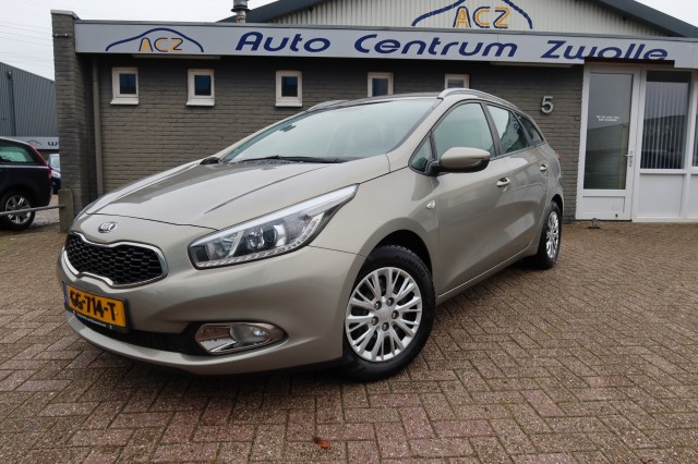 KIA CEED 1.6 GDI COMFORTLINE , AIRCO , TREKHAAK ENZ., Auto Centrum Zwolle, Zwolle