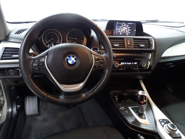 BMW 1-SERIE 118I CORPORATE EXECUTIVE AUTOMAAT/ CLIMA/ NAVI ABC Cars, 9663 AX Nieuwe Pekela
