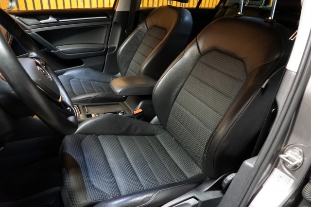 VOLKSWAGEN GOLF 1.4 TSI 150PK ACT BUSINESS EDITION DSG-AUTOMAAT ABC Cars, 9663 AX Nieuwe Pekela
