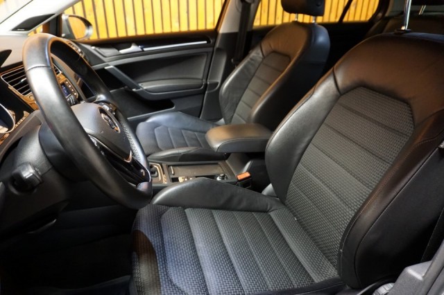 VOLKSWAGEN GOLF 1.4 TSI 150PK ACT BUSINESS EDITION DSG-AUTOMAAT ABC Cars, 9663 AX Nieuwe Pekela