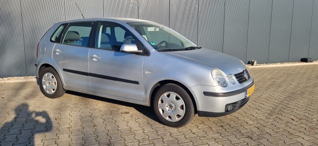 VOLKSWAGEN POLO 1.2 i  Zuinig  5 DRS   AIRCO  Trekh.  NWE APK, Autobedrijf Pouw Doetinchem, Doetinchem