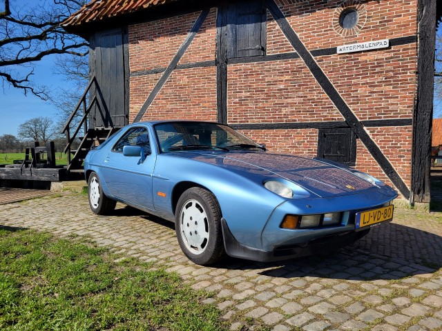 PORSCHE 928 S Aut. , Frawi, Hengelo (ov)