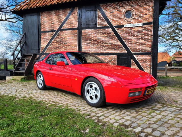 PORSCHE 944 turbo, Frawi, Hengelo (ov)