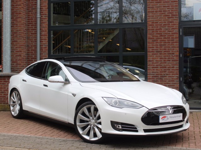 TESLA MODEL S P85+ Signature Performance Panodak/ 0% bijtelling/ 21inch Turbin, Heuterman Auto's B.V, Oosterbeek