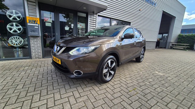 NISSAN QASHQAI Connect Edition 1.6i 360 CAMERA CRUISE AIRCO TREKHAAK PDC NAP, Van Eek Auto`s, Vaassen
