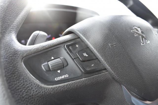 PEUGEOT EXPERT AIROCO / CRUISE CONTROL / ACHTERUITRIJCAMERA, Grouwstra Personen- en Bedrijfsautos BV, Deventer