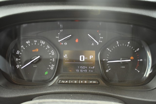 PEUGEOT EXPERT AIROCO / CRUISE CONTROL / ACHTERUITRIJCAMERA, Grouwstra Personen- en Bedrijfsautos BV, Deventer