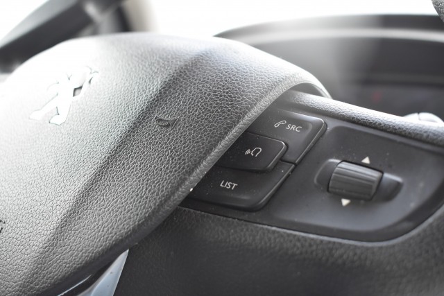 PEUGEOT EXPERT AIROCO / CRUISE CONTROL / ACHTERUITRIJCAMERA, Grouwstra Personen- en Bedrijfsautos BV, Deventer