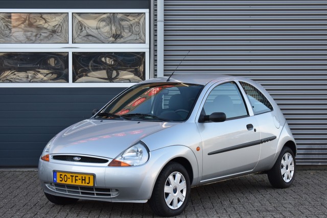 FORD KA AIRCO / WEINIG KILOMETER, Grouwstra Personen- en Bedrijfsautos BV, Deventer