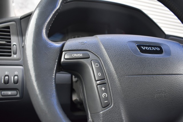 VOLVO V70 2.4 / AIRCO / STOELVERWARMING / CRUISE CONTROL, Grouwstra Personen- en Bedrijfsautos BV, Deventer