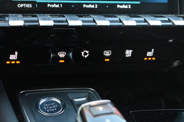 PEUGEOT 508 1.6 HYB / CARPLAY / STOELVERWARMING / CAMERA , Grouwstra Personen- en Bedrijfsautos BV, Deventer