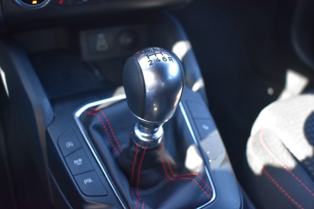 FORD FOCUS 1.0 EBH / ST LINE / CARPLAY / BTW AUTO, Grouwstra Personen- en Bedrijfsautos BV, Deventer