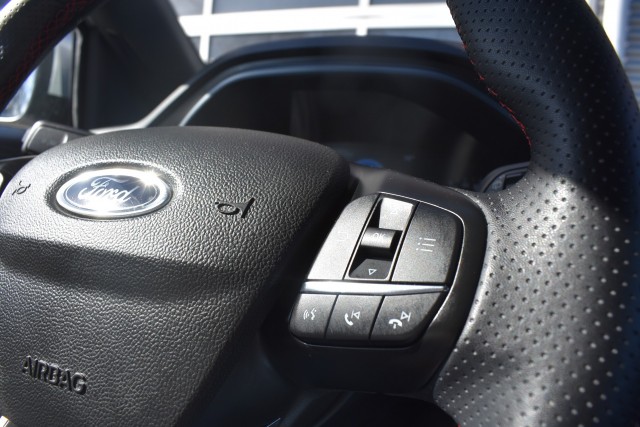 FORD FOCUS 1.0 EBH / ST LINE / CARPLAY / BTW AUTO, Grouwstra Personen- en Bedrijfsautos BV, Deventer