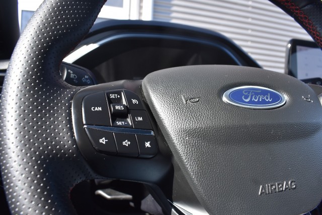 FORD FOCUS 1.0 EBH / ST LINE / CARPLAY / BTW AUTO, Grouwstra Personen- en Bedrijfsautos BV, Deventer