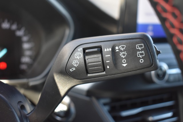 FORD FOCUS 1.0 EBH / ST LINE / CARPLAY / BTW AUTO, Grouwstra Personen- en Bedrijfsautos BV, Deventer