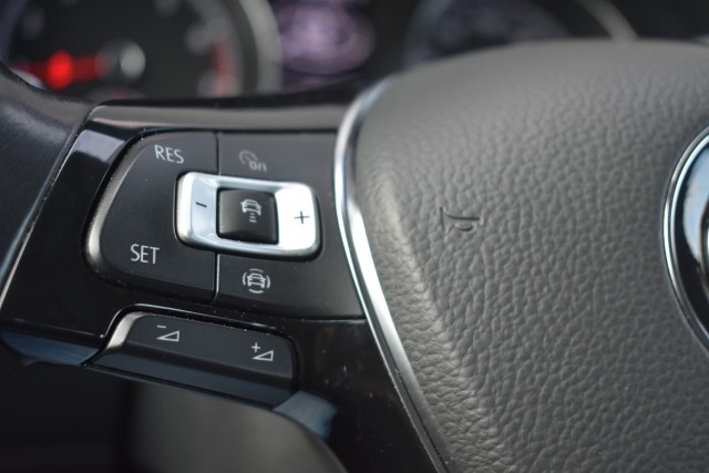 VOLKSWAGEN GOLF 1.5 TSI / ADAP. CRUISE / LED PAKKET / 4 NIEUWE BANDEN, Grouwstra Personen- en Bedrijfsautos BV, Deventer