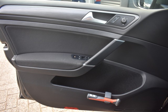 VOLKSWAGEN GOLF 1.5 TSI / ADAP. CRUISE / LED PAKKET / 4 NIEUWE BANDEN, Grouwstra Personen- en Bedrijfsautos BV, Deventer