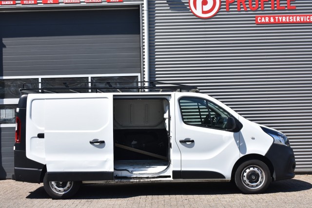 RENAULT TRAFIC 1.6 DCI T29 L2H1 / IMPERIAAL / TREKHAAK / AIRCO, Grouwstra Personen- en Bedrijfsautos BV, Deventer