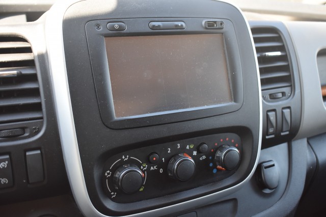 RENAULT TRAFIC 1.6 DCI T29 L2H1 / IMPERIAAL / TREKHAAK / AIRCO, Grouwstra Personen- en Bedrijfsautos BV, Deventer