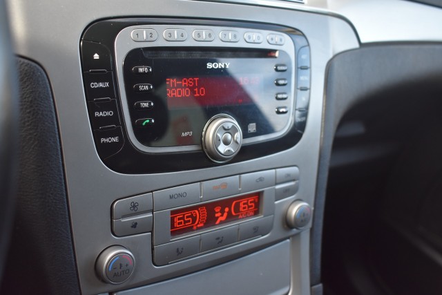 FORD S-MAX 2.0-16V / STOELVERWARMING / AIRCO , Grouwstra Personen- en Bedrijfsautos BV, Deventer