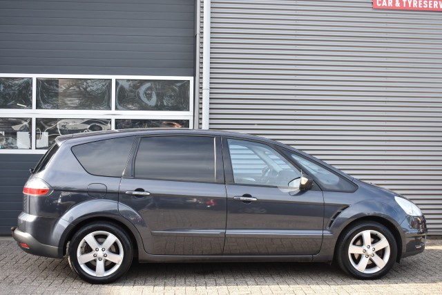 FORD S-MAX 2.0-16V / STOELVERWARMING / AIRCO , Grouwstra Personen- en Bedrijfsautos BV, Deventer