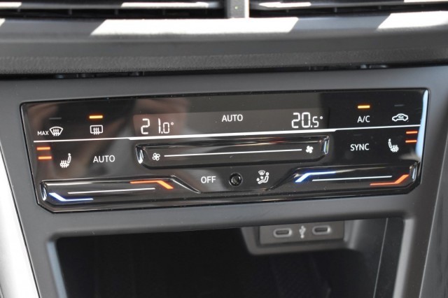 VOLKSWAGEN TAIGO 1.0 TSI LIFE BNS / ADAP. CRUISE / STOEL VERW. / APP CONNECT + NAVI / , Grouwstra Auto`s, Deventer