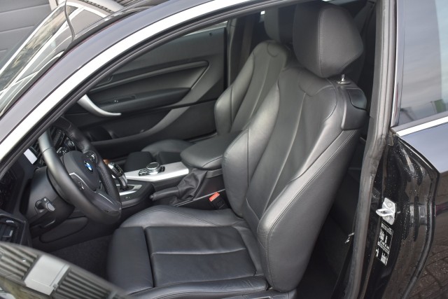 BMW 1-SERIE 118I HIGH EXECUTIVE / M PAKKET / LEDER / NAVI  / STOELVERWARMING , Grouwstra Personen- en Bedrijfsautos BV, Deventer