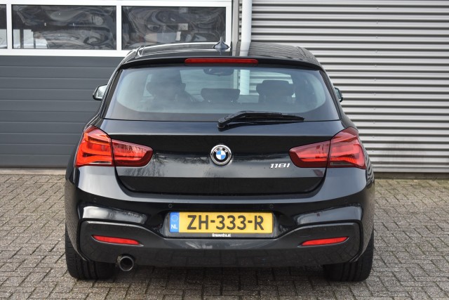 BMW 1-SERIE 118I HIGH EXECUTIVE / M PAKKET / LEDER / NAVI  / STOELVERWARMING , Grouwstra Personen- en Bedrijfsautos BV, Deventer