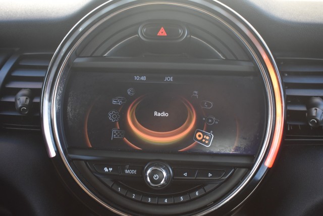 MINI COOPER 1.2 ONE BUSINESS / AIRCO / CRUISE CONTROLE/  MINI CONNECTED , Grouwstra Personen- en Bedrijfsautos BV, Deventer