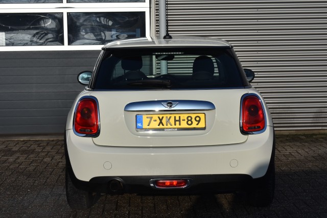 MINI COOPER 1.2 ONE BUSINESS / AIRCO / CRUISE CONTROLE/  MINI CONNECTED , Grouwstra Personen- en Bedrijfsautos BV, Deventer