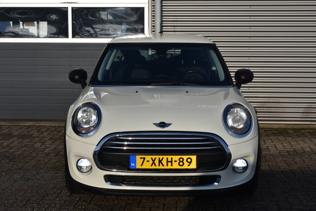 MINI COOPER 1.2 ONE BUSINESS / AIRCO / CRUISE CONTROLE/  MINI CONNECTED , Grouwstra Personen- en Bedrijfsautos BV, Deventer