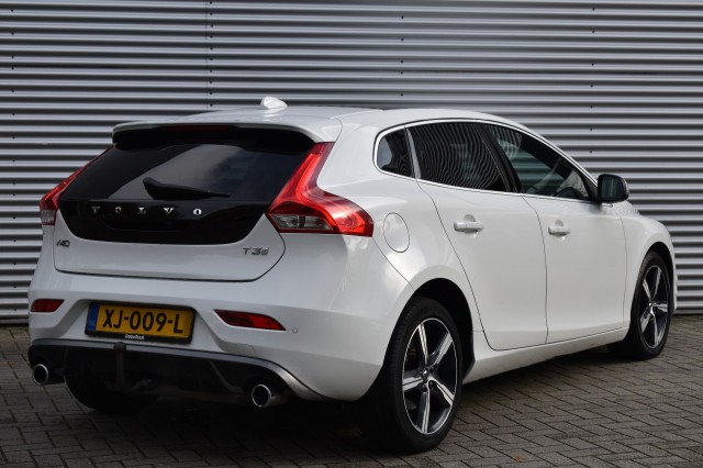 VOLVO V40 1.5 T3 AUT. POLAR+ SPORT / HARMAN/KARDON / AFN. HAAK, Grouwstra Auto`s, Deventer