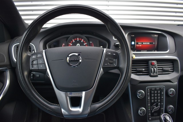 VOLVO V40 1.5 T3 AUT. POLAR+ SPORT / HARMAN/KARDON / AFN. HAAK, Grouwstra Auto`s, Deventer
