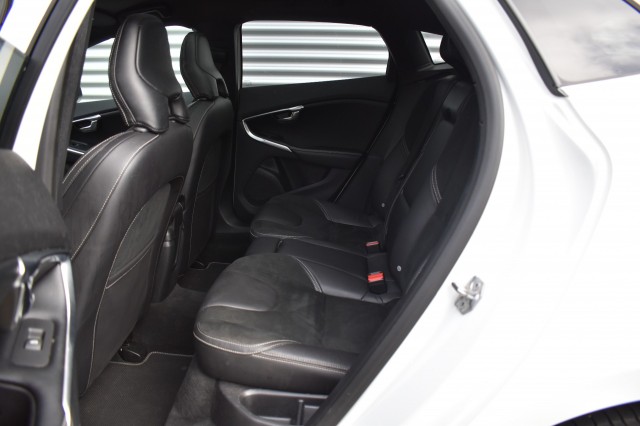 VOLVO V40 1.5 T3 AUT. POLAR+ SPORT / HARMAN/KARDON / AFN. HAAK, Grouwstra Auto`s, Deventer