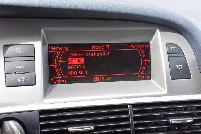 AUDI A6 2.7 TDI PRO LINE / PDC / YOUNGTIMER / CLIMA , Grouwstra Personen- en Bedrijfsautos BV, Deventer