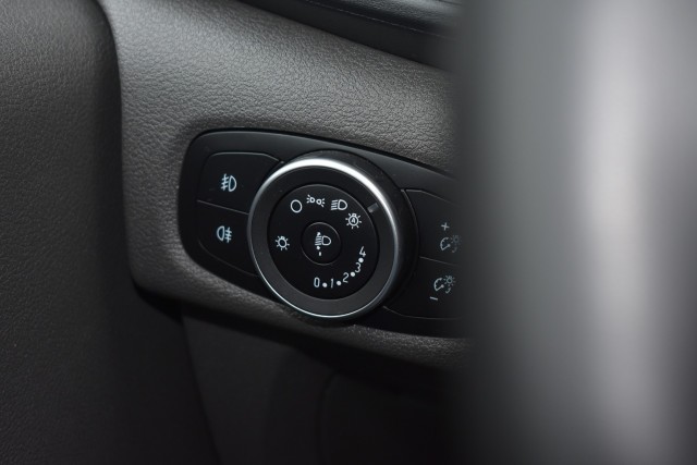 FORD TRANSIT CUSTOM 300 2.0 TDCI L2H1 DUBBEL CABINE / APPLE CARPLAY / TREKHAAK, Grouwstra Personen- en Bedrijfsautos BV, Devente