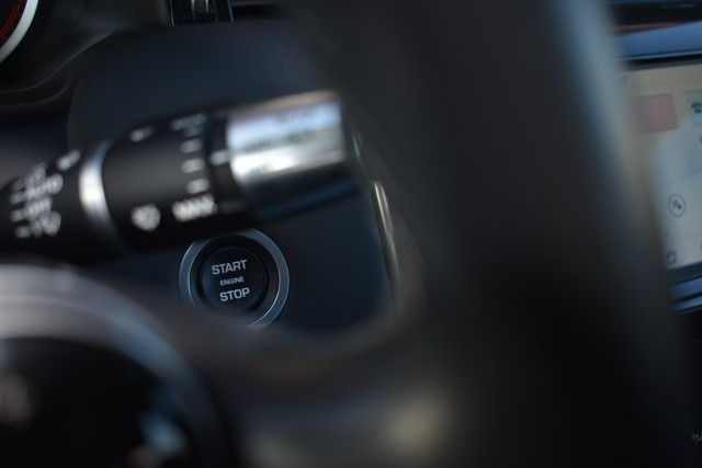 LAND ROVER DISCOVERY SPORT P300E 1.5 S / LEDER / P.CAM./ APPLE CARPLAY / LED KOPL., Grouwstra Auto`s, Deventer