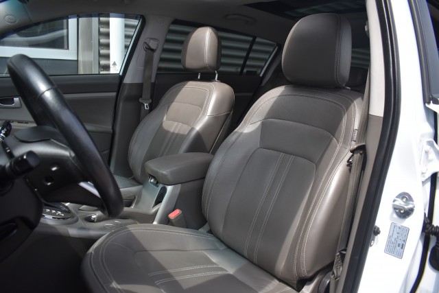 KIA SPORTAGE 2.0 SUPER PACK / 4 X STOELEN VERWARMD / 100% ONDERHOUDEN / NL AUTO, Grouwstra Personen- en Bedrijfsautos BV, Devent