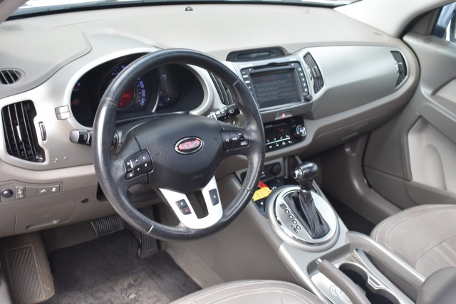 KIA SPORTAGE 2.0 SUPER PACK / 4 X STOELEN VERWARMD / 100% ONDERHOUDEN / NL AUTO, Grouwstra Personen- en Bedrijfsautos BV, Devent